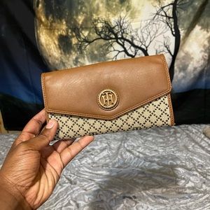 Brown real Tommy wallet.